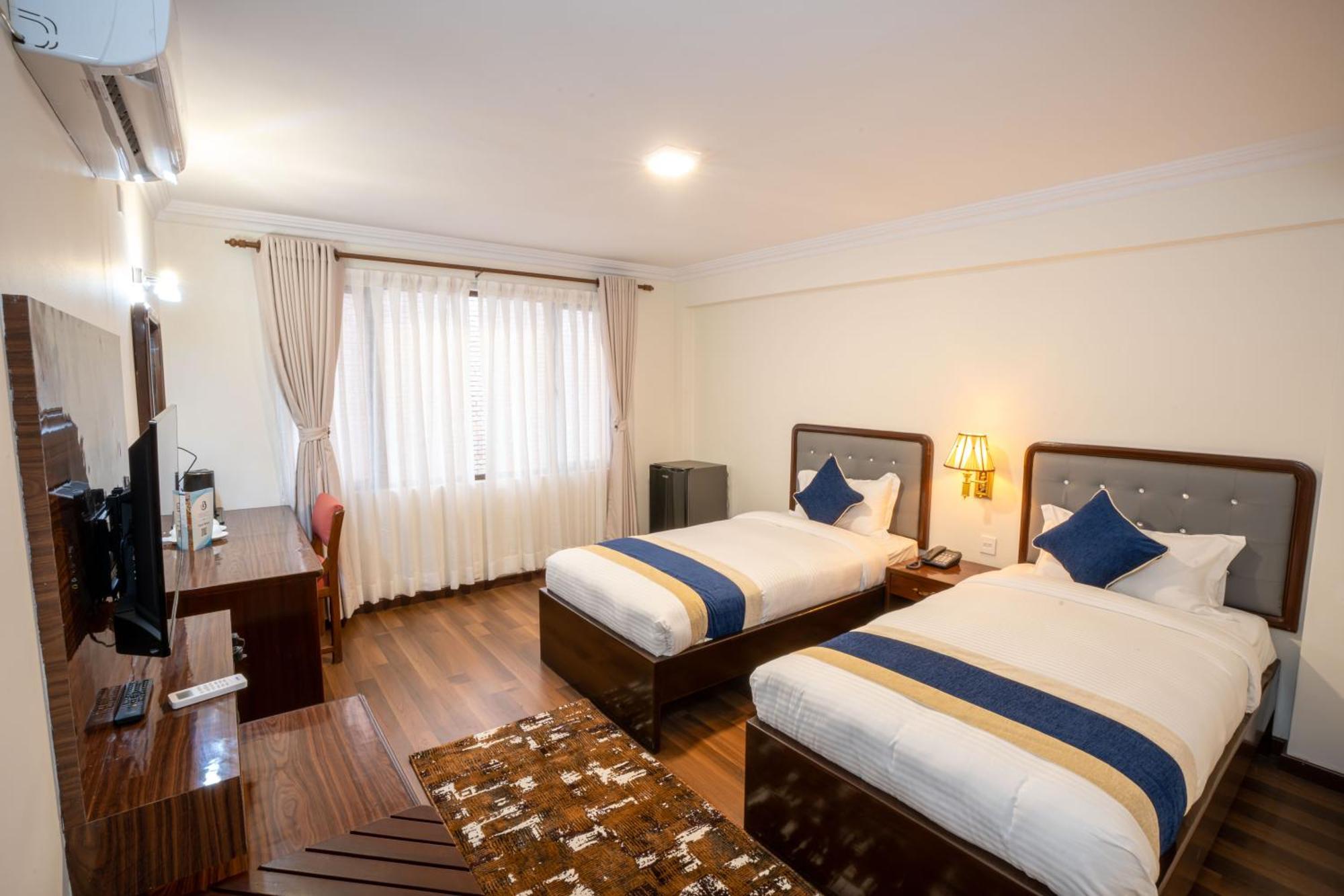 Kathmandu Business Hotel Buitenkant foto