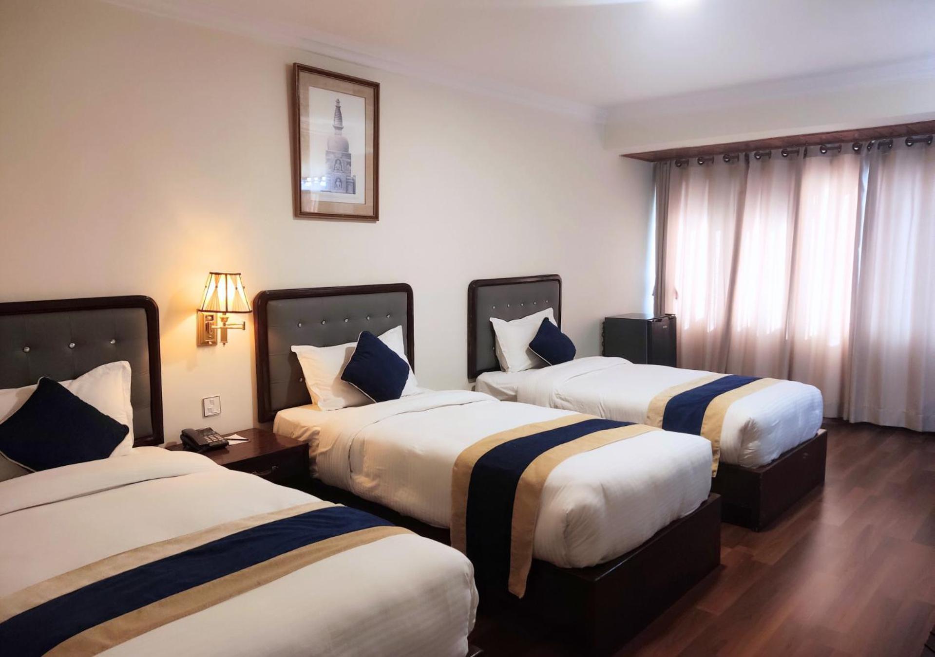 Kathmandu Business Hotel Buitenkant foto